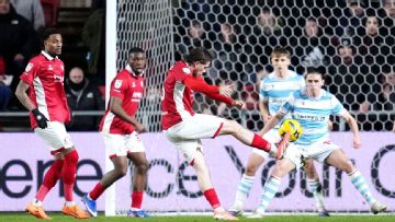 Max Bird swoops late on as Bristol City deny Wrexham win