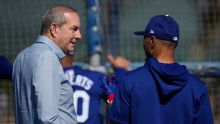 Lon Rosen, de Dodgers, se convierte en presidente de operaciones comerciales de Lakers