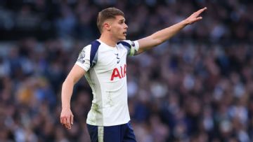 Transfer rumors, news: Liverpool, Man United, Real Madrid keen on Van de Ven