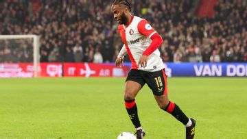 Feyenoord's Robin van Persie defends Raheem Sterling after criticism