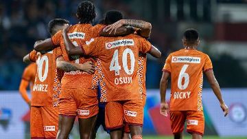 Nsungusi Jr. brace powers Punjab against Bengaluru; Jamshedpur on top after three wins