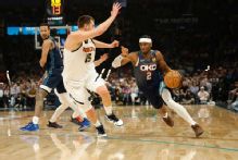 OKC's Shai Gilgeous-Alexander out vs. Bulls to manage abdominal strain