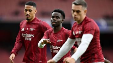 Premier League live updates: Arsenal host Chelsea in London derby