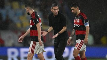 Ex-Premier League left-back sacked from manager job after 8-0 win and a trophy haul