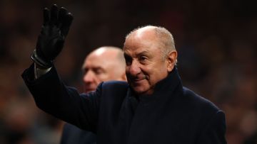 Ossie Ardiles calls for unity as Tottenham linger above relegation zone