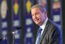 Mitch Barnhart retiring as Kentucky AD for new role at school