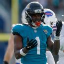 Saints coach Moore: Enough snaps for both Kamara, Etienne Saints coach Moore: Enough snaps for both Kamara, Etienne