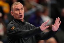 Arizona State won't renew contract of coach Bobby Hurley