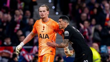 'I'll give him a big hug': Pedro Porro defends Spurs teammate Antonín Kinsky