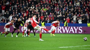 Kai Havertz scores late Arsenal penalty at former side Leverkusen in 1-1 draw