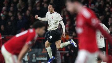 Late Midtjylland winner sinks Nottingham Forest in UEL first leg