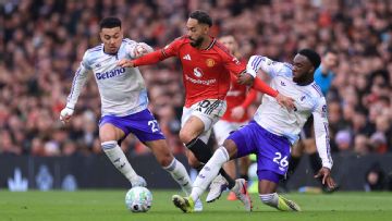 Premier League live updates: Manchester United-Aston Villa