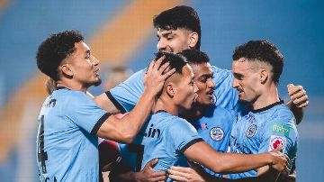 ISL: Mumbai City sneak past Inter Kashi; NorthEast hand Jamshedpur first loss of the season