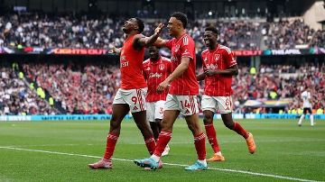 Nottingham Forest thrash Tottenham in relegation six-pointer