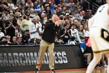 Matt Painter wins 500th at Purdue as Boilermakers advance