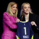 Breanna Stewart, Sabrina Ionescu say they’ll re-sign with Liberty Breanna Stewart, Sabrina Ionescu say they’ll re-sign with Liberty