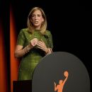 Fudd menjadi No. 1, bertemu kembali dengan Bueckers di Dallas Fudd menjadi No. 1, bertemu kembali dengan Bueckers di Dallas