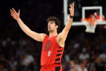 Blazers rally to stun Suns in play-in, grab West's No. 7 seed