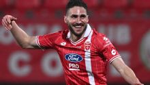 De 'carrasco' de Fàbregas a 'Rei do Acesso': a trajetória de Paulo Azzi, o brasileiro que molda sua história no Calcio