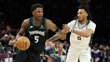 Em jogo marcado por cotovelada de Wembanyama, Timberwolves superam os Spurs e empatam série na NBA