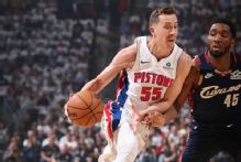 Pistons' Robinson out for Game 5 vs. Cavs due to sore back