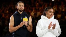 Azzi Fudd grills Steph Curry on his UConn WBB attendance on podcast