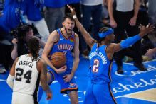 Gilgeous-Alexander scores 30 as Thunder evens series in Game 2