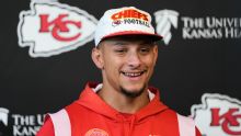 Chiefs Mahomes pleased to get OTA reps amid knee injury recovery