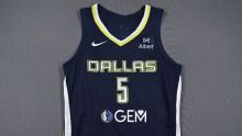 WNBA: Camiseta de debut de Paige Bueckers, vendida en casi $65K
