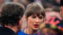 Taylor Swift, Adam Sandler tops celebs at Game 4 of Spurs-Knicks