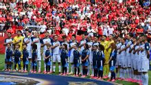 Qual a música que toca antes dos times entrarem em campo na Copa?