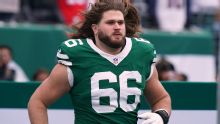 NFL: Jets recompensan al guardia Joe Tippmann con extensión, fuentes