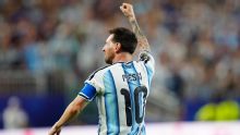 Rivaldo deixa rivalidade de lado e exalta Messi após garra, choro e classificação: 'É o que o torcedor que ver em campo'