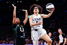 Lynx's Miles sizzles in record half, finishes with 31 vs. Sparks