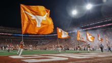 5-star CB John Meredith III commits to Texas, staying in-state