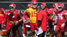 ¿Por qué Chiefs no renovaron su cuerpo de receptores?