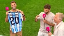 Alexis Mac Allister y Jürgen Klopp: reencuentro y regalo, tras la victoria de Argentina en el Mundial 2026
