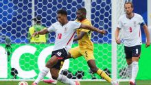 Djed Spence evitó saludar a Thomas Partey antes del Inglaterra-Ghana