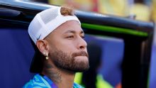 Lenda da Argentina sai em defesa de Neymar, diz que torce por volta por cima de astro e é sincero sobre Brasil na Copa do Mundo