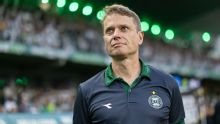 Vasco negocia a contratação do técnico Fernando Seabra, do Coritiba, e prepara reunião para avançar em acerto; veja bastidores