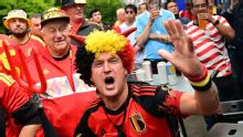 World Cup Daily live: Belgium take on Senegal; Kane fires England into round of 16