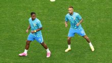 Endrick explica como é relação com Neymar e diz que aprende até no banco da Seleção: 'Fazia com Gómez no Palmeiras'