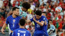 Fifa esclarece polêmica e divulga imagens de toques de jogadores da Croácia e Portugal em gol anulado