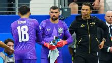 Os números que 'inocentam' técnico da Austrália e justificam troca de goleiros antes de pênaltis na Copa
