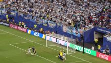 En un pase, Argentina hizo lo más difícil gracias a otra genialidad de Messi