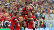 El banco, decisivo en Brasil-Noruega: Solbakken acertó y Ancelotti falló
