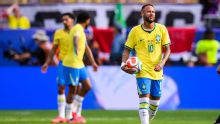 'Todo jovem quis ser o Neymar': Henry e Ibrahimovic se derretem em elogios ao camisa 10 do Brasil