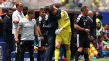 Por que Bélgica, que sofreu com falha de Senne Lammens, teve goleiro sensação na Europa 'barrado' pela Fifa