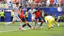 ¡Otra vez Mikel Merino! Tras un rebote de Lammens, el delantero le dio la clasificación a España vs. Bélgica