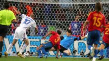Zidane decisivo e virada: o que aconteceu na única vez que França e Espanha se enfrentaram na Copa do Mundo